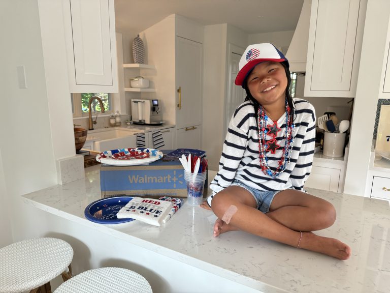 is mail delivered july 4th